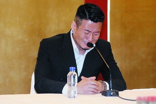 县科协开展2018年扶贫日活动‘YABO鸭脖官网’